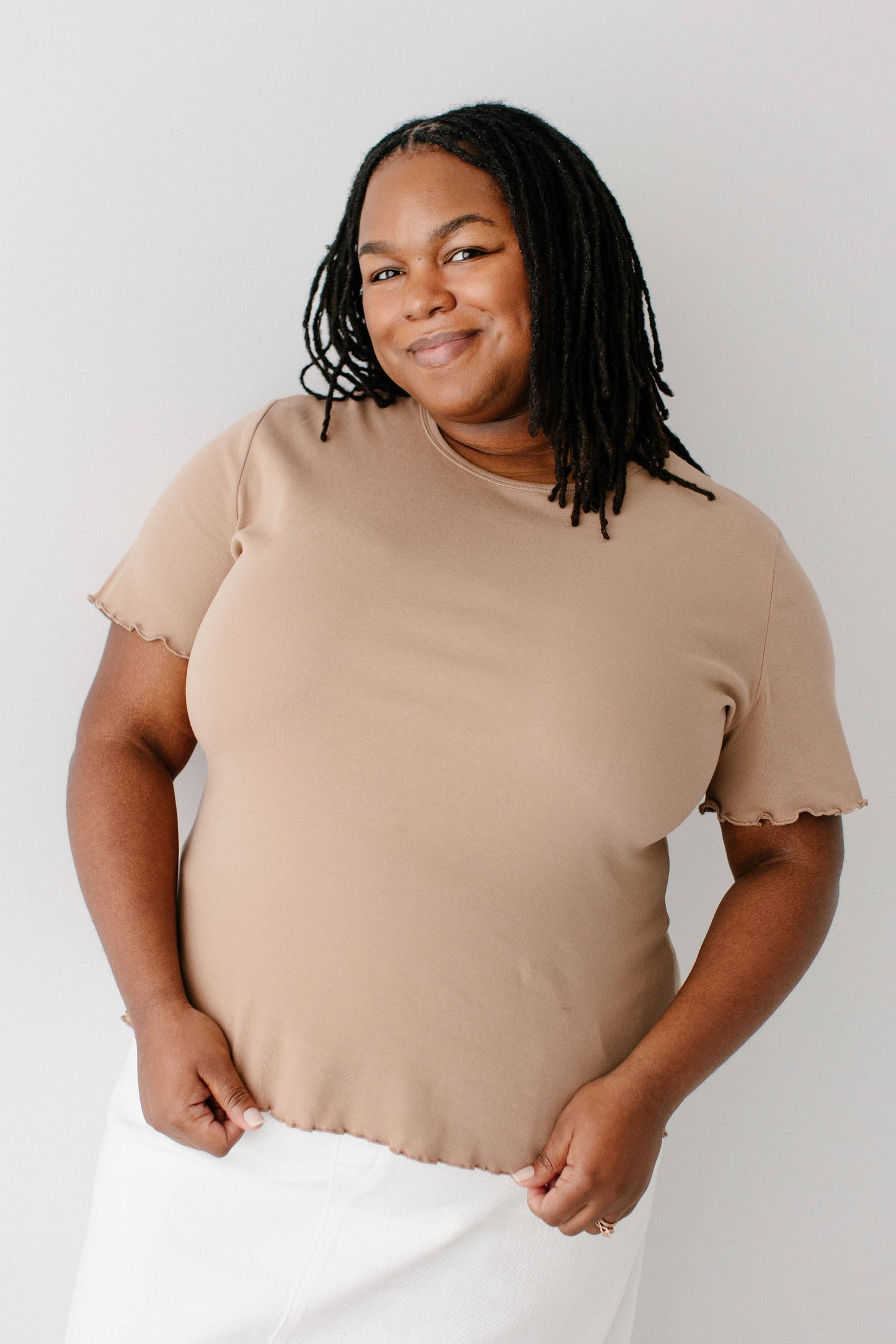 'Hillary' Lettuce Hem Top