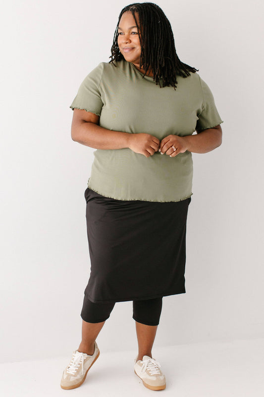 'Hillary' Lettuce Hem Top
